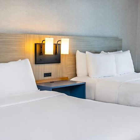 Comfort Inn Laval Eksteriør bilde