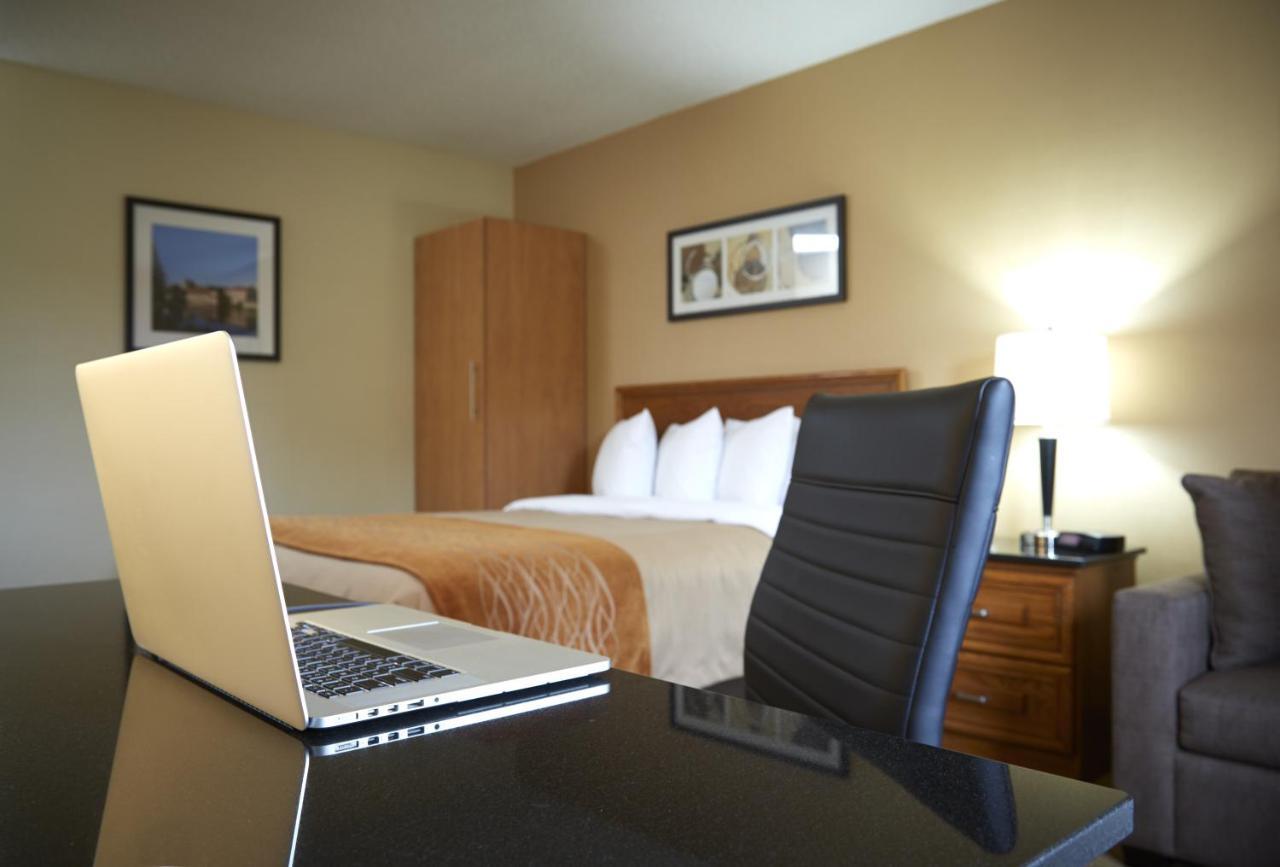 Comfort Inn Laval Eksteriør bilde