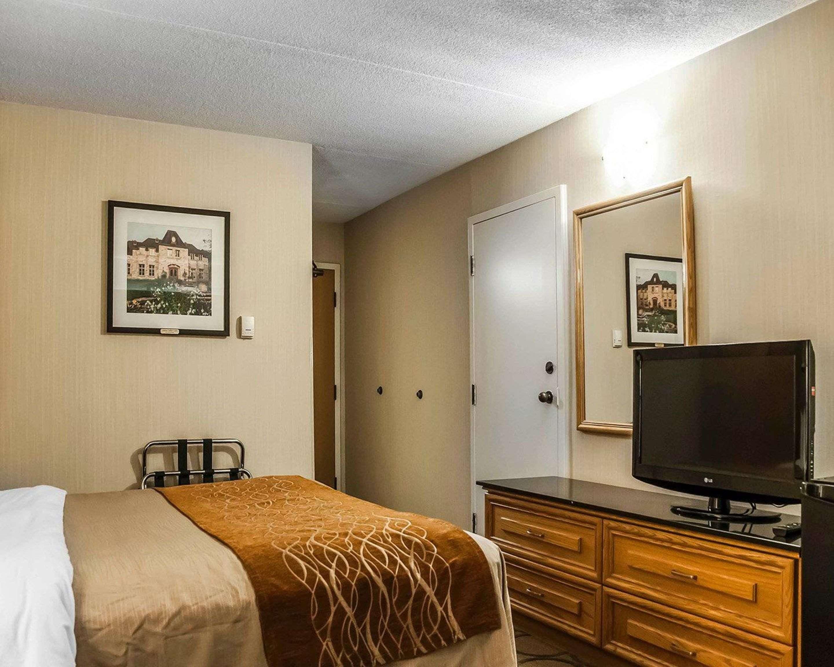 Comfort Inn Laval Eksteriør bilde