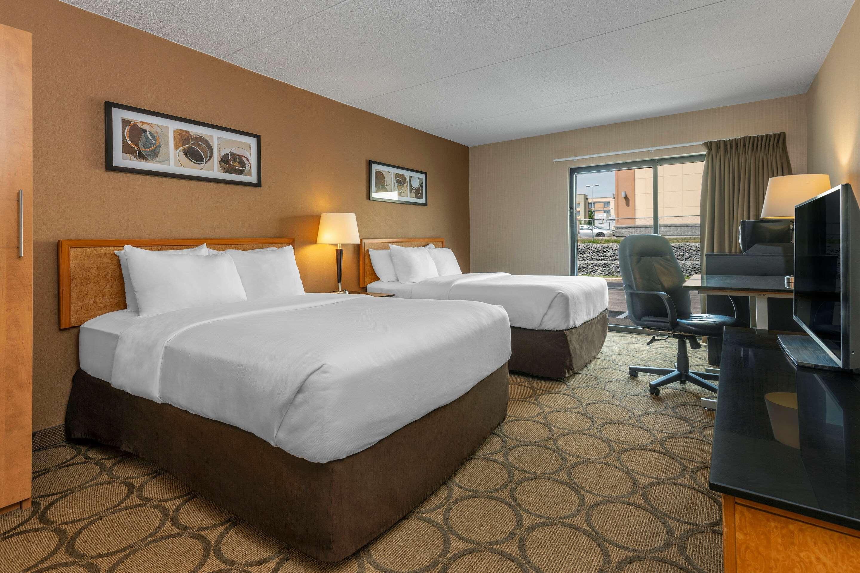 Comfort Inn Laval Eksteriør bilde