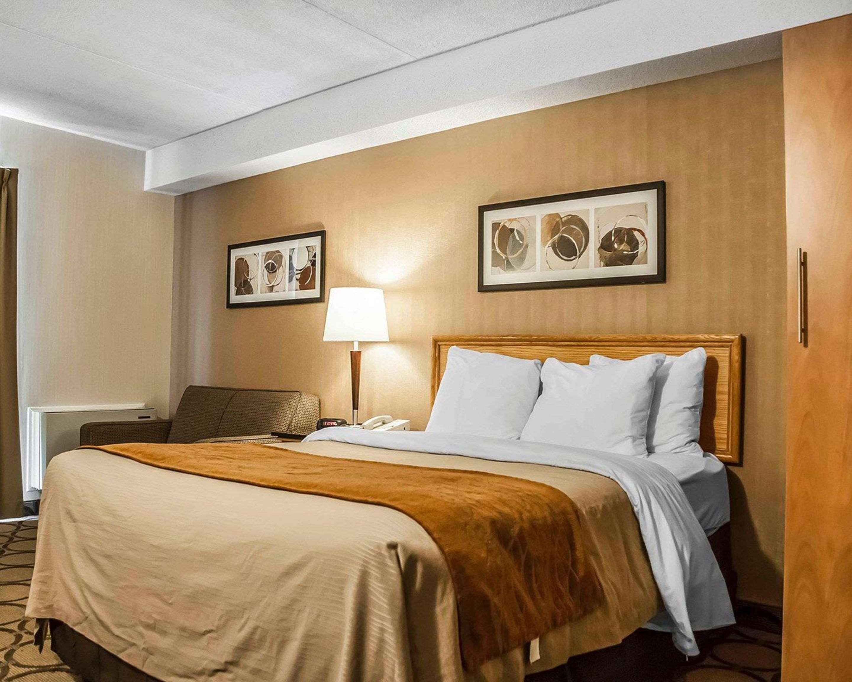 Comfort Inn Laval Eksteriør bilde
