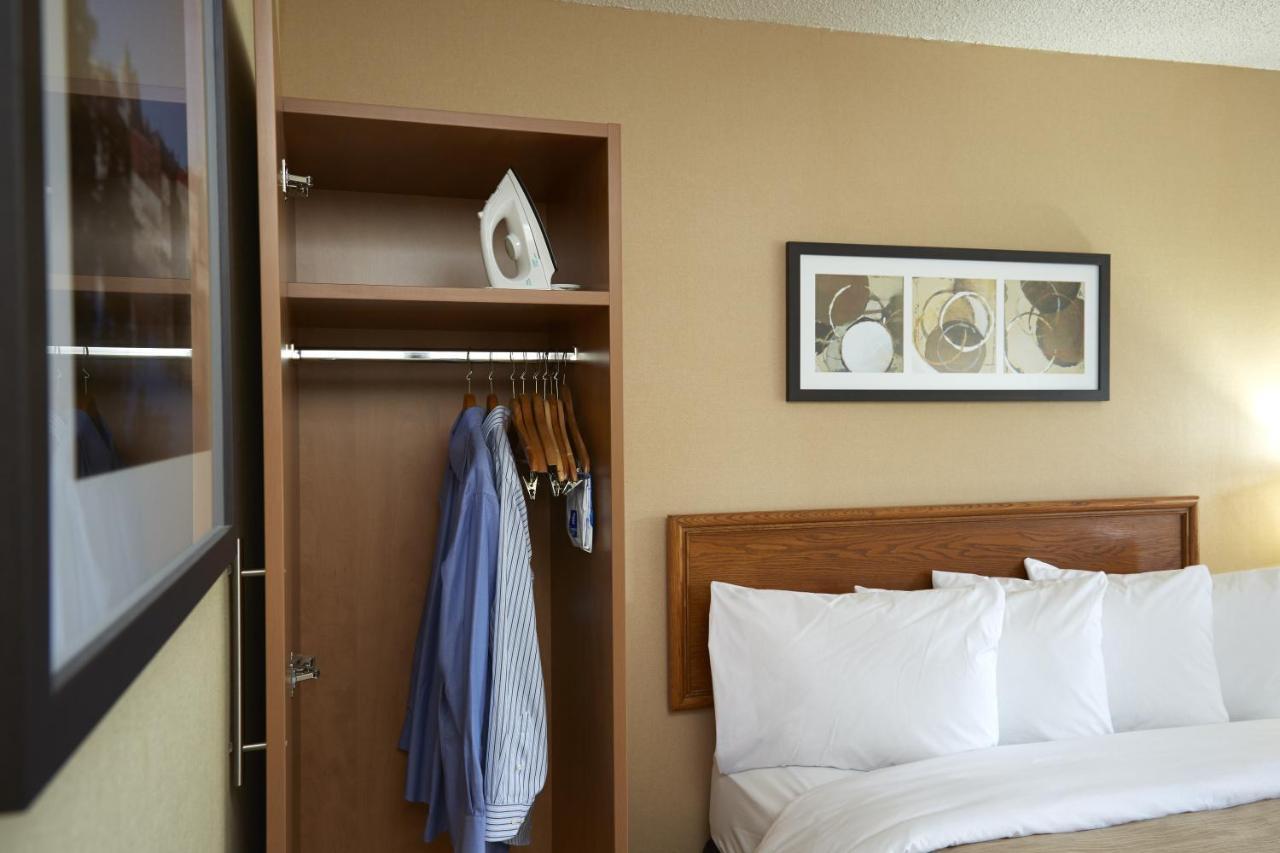 Comfort Inn Laval Eksteriør bilde